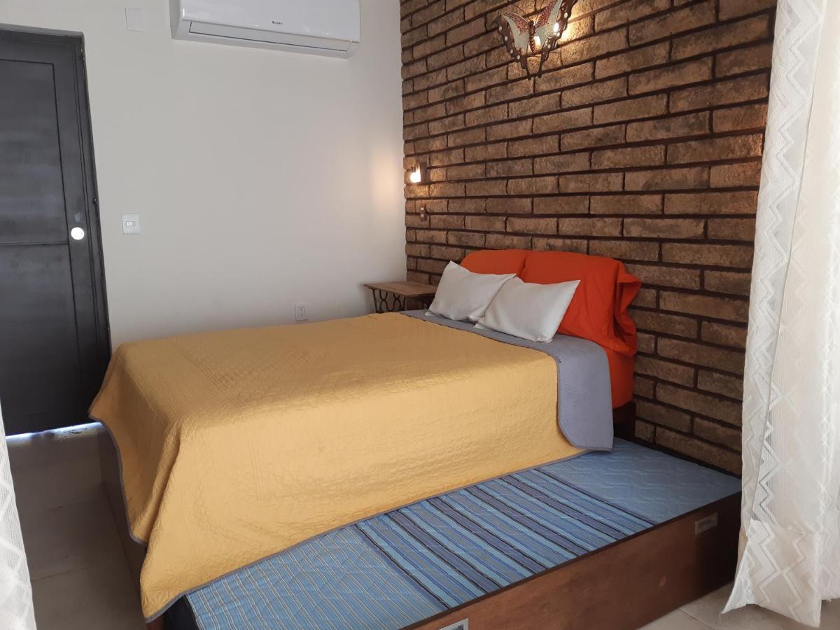 Aguacate Suites Mazatlán Εξωτερικό φωτογραφία
