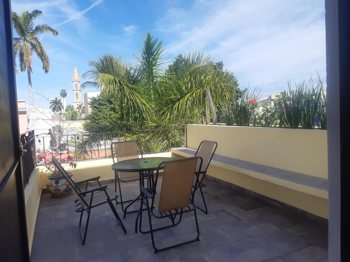 Aguacate Suites Mazatlán Εξωτερικό φωτογραφία