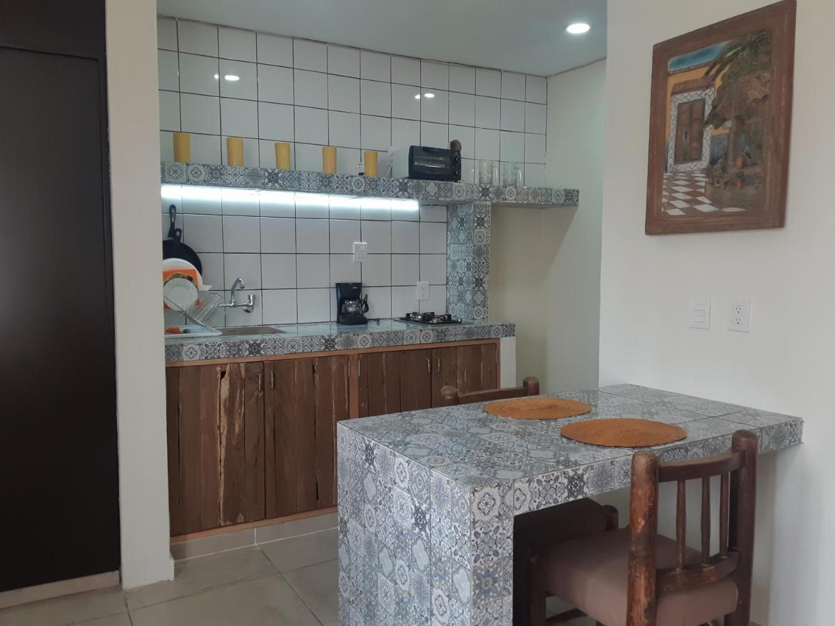 Aguacate Suites Mazatlán Εξωτερικό φωτογραφία